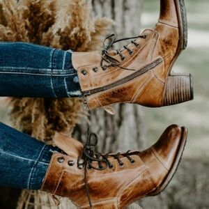 BedIStu Judgement Rustic Boots